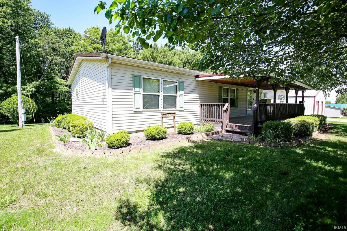 6858 S Greentuck DR, Owensburg, IN 47453