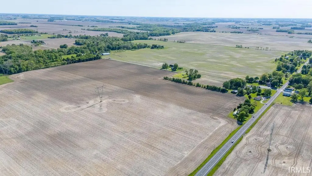 1100 E 400 S ***, Greentown, IN 46936