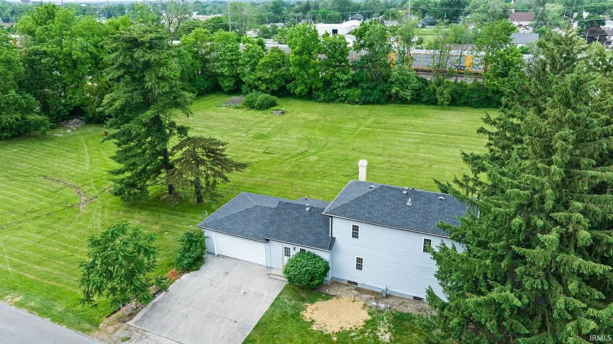 1632 Lumbard ST, Fort Wayne, IN 46803