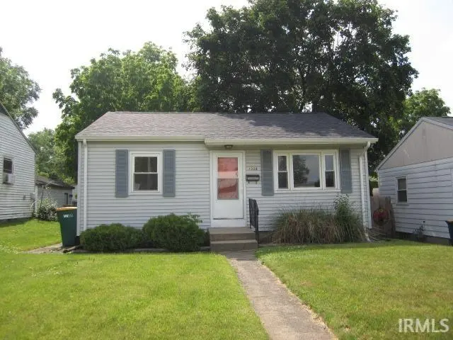 1009 Geyer AVE, Mishawaka, IN 46544-4334