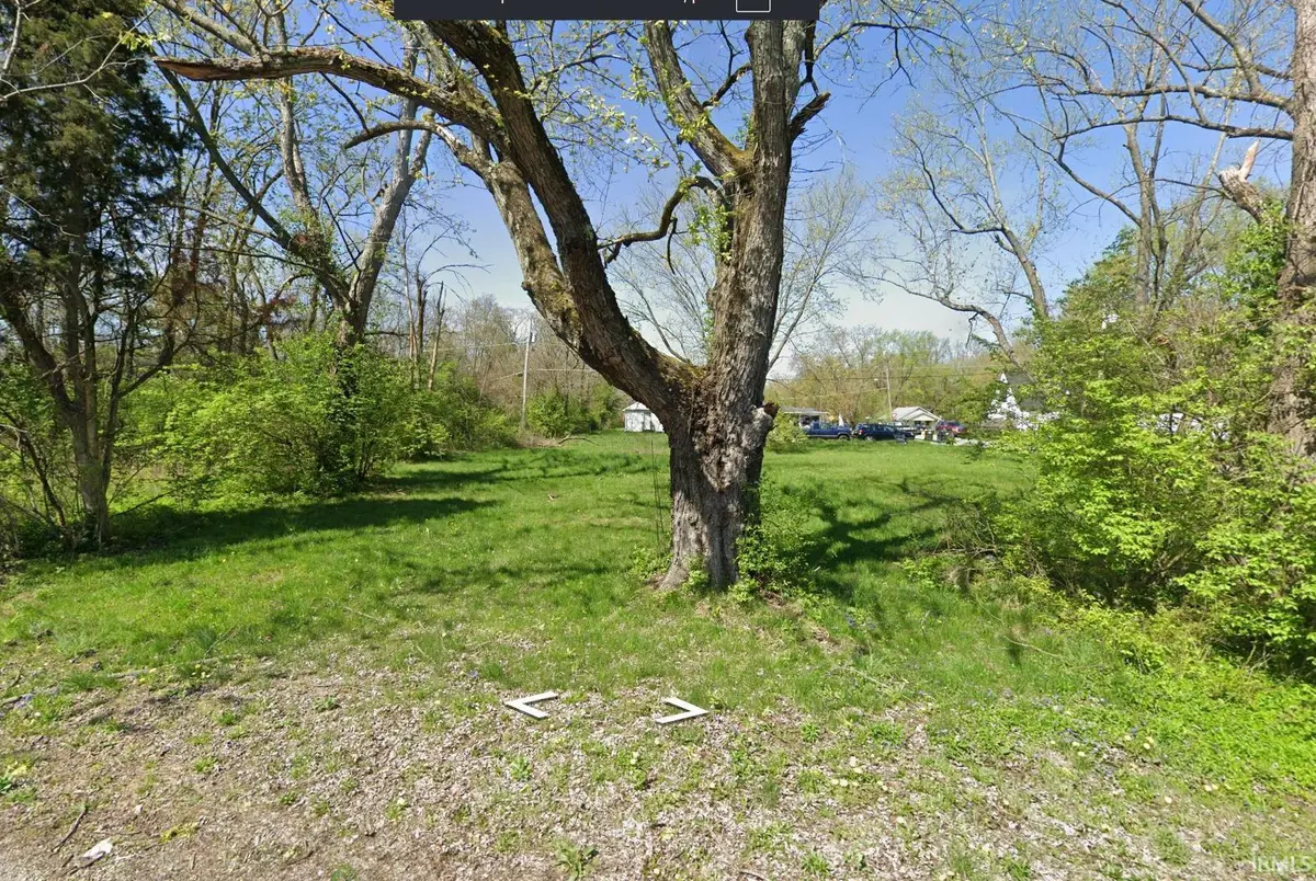 1903 Walton ST, Anderson, IN 46016-3670