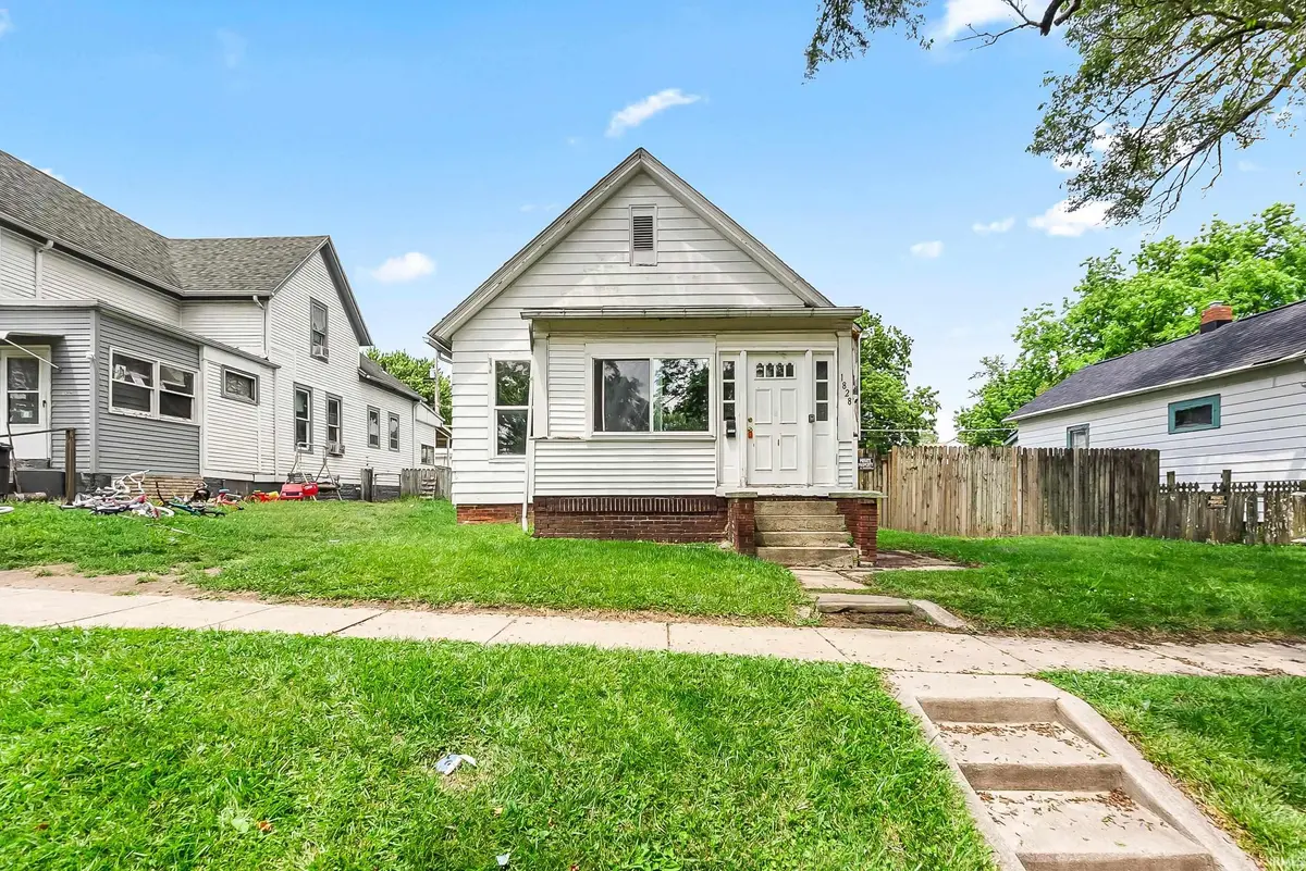 1828 mary ST, Fort Wayne, IN 46808
