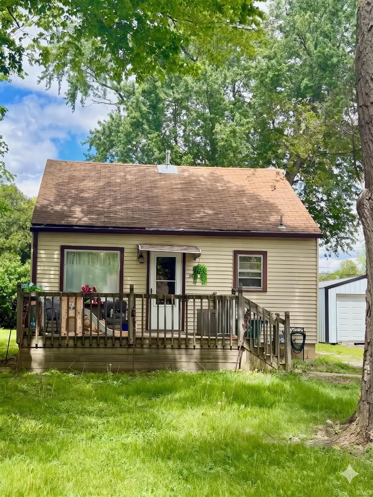 3416 W Riverside AVE, Muncie, IN 47304-3863