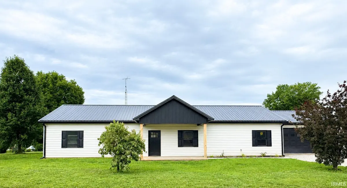 435 N Roosevelt ST, Orleans, IN 47452