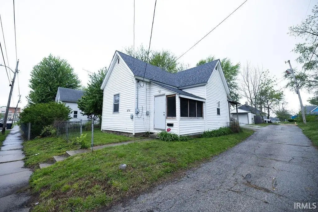 626 E Jackson ST, Kokomo, IN 46901