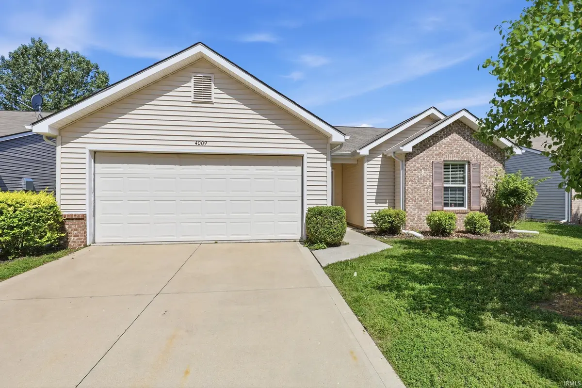 4009 Nadina CV, Fort Wayne, IN 46815-5854