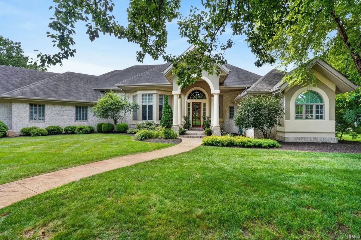 4539 Foxmoor LN, Lafayette, IN 47905