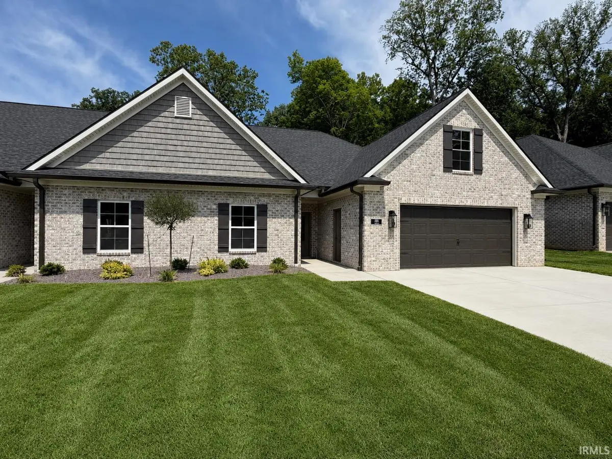2704 Midora DR #2, Evansville, IN 47711