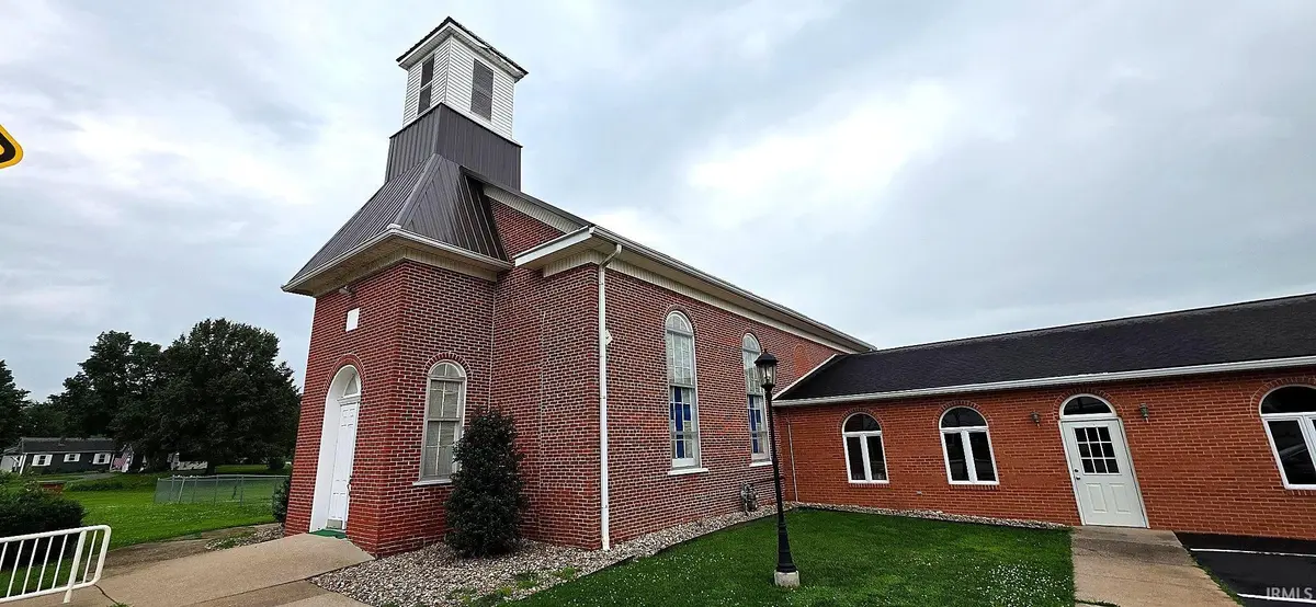 313 W State Road 58 HWY, Freelandville, IN 47535