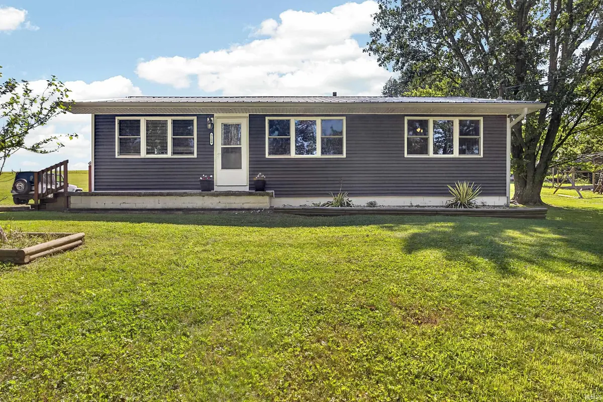 5108 Old Farm RD, Springville, IN 47462