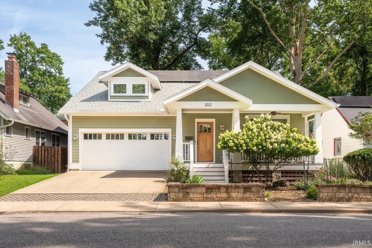 1021 E Maxwell LN, Bloomington, IN 47401