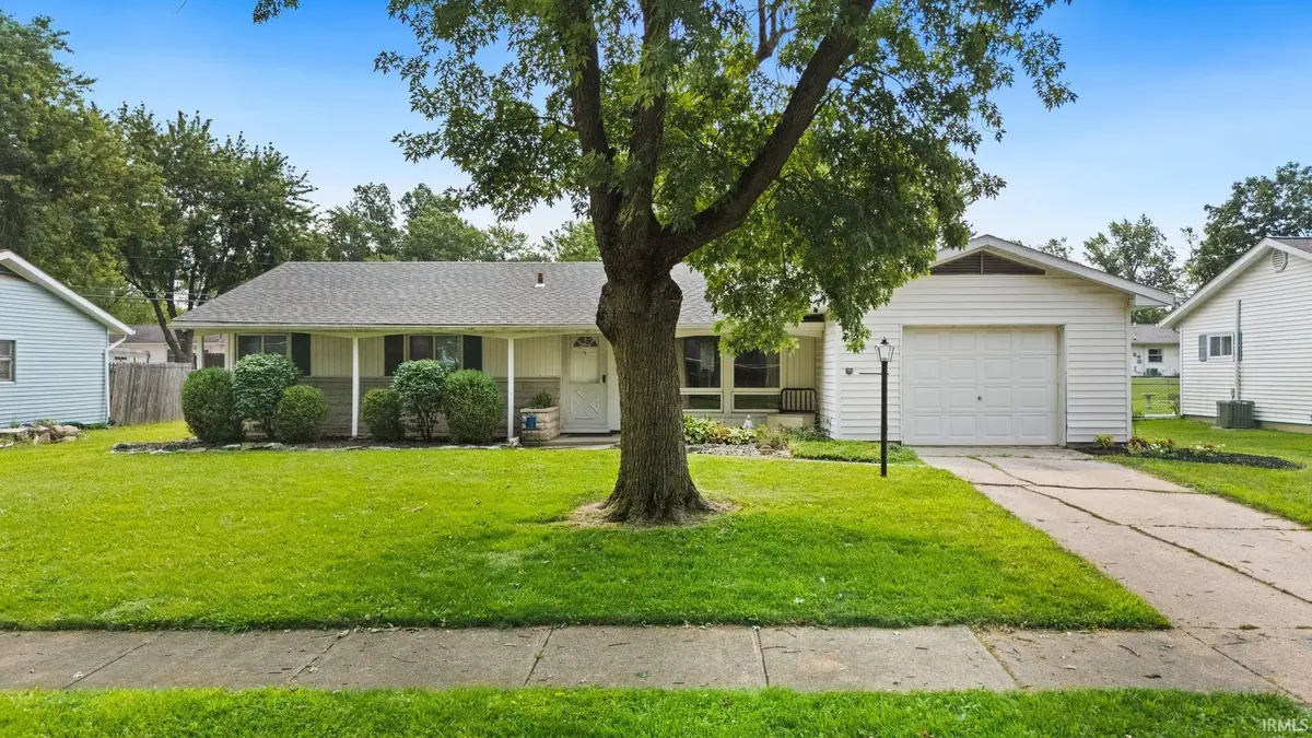 7415 Avalon DR, Fort Wayne, IN 46819-1708