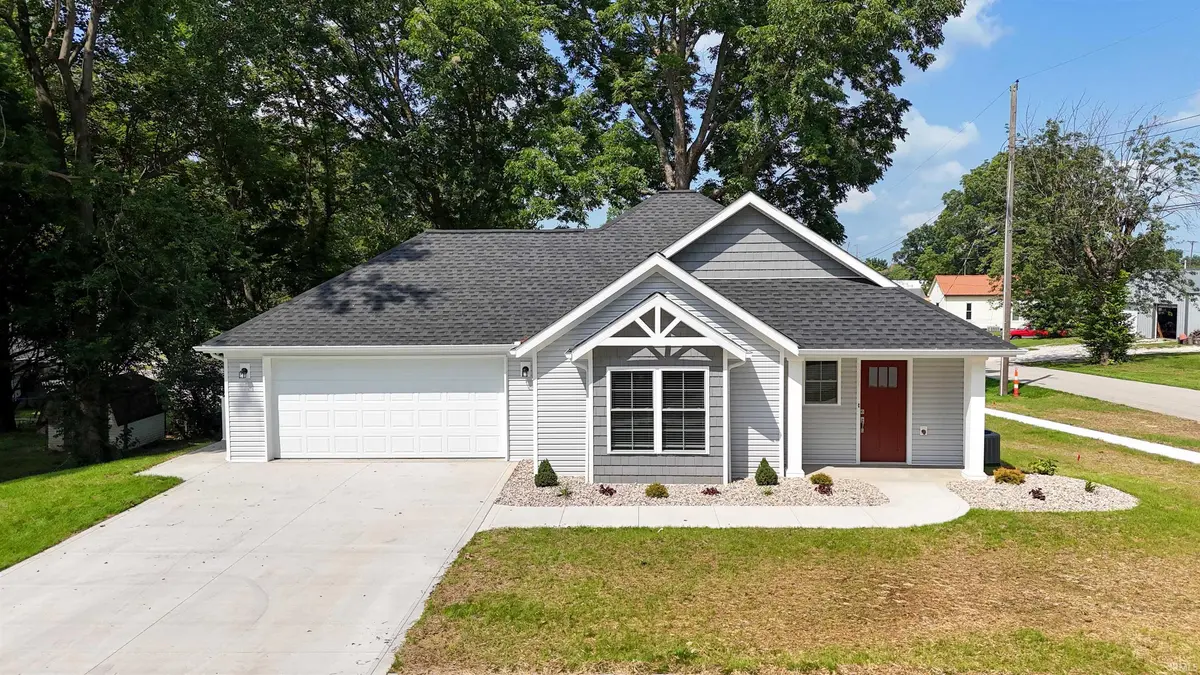 207 S 14th ST, Petersburg, IN 47567