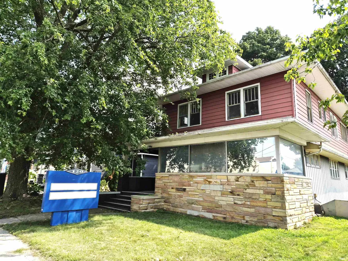 120 N 5Th ST, Goshen, IN 46528-3202