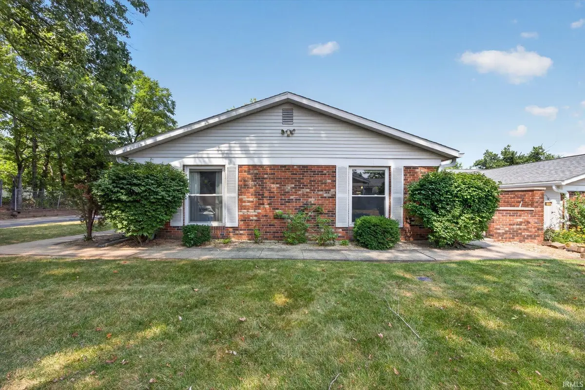 851 E Waterloo CT, Bloomington, IN 47401