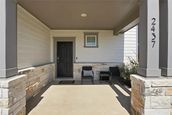 2437 Lucy Axel LN, Round Rock, TX 78665