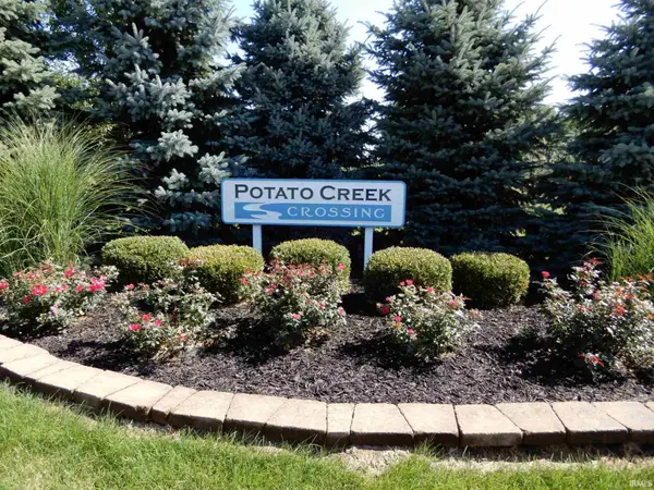 407 Potato Creek DR, North Liberty, IN 46554