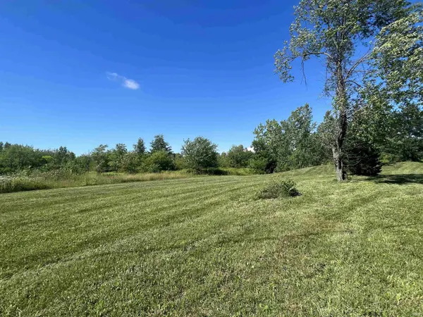 51521 Orange RD, South Bend, IN 46628