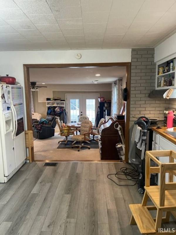 275 W Scott ST, Medora, IN 47260