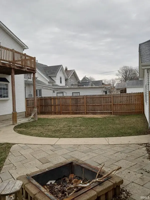557 E Boone ST, Frankfort, IN 46041