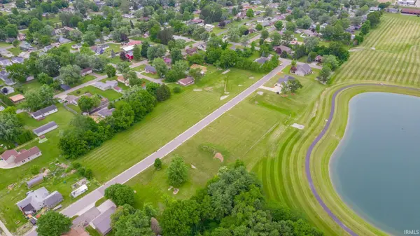 202 Salamonie LN, Wabash, IN 46992