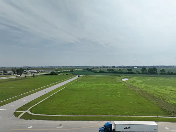 Lot 7 Gateway XING, Washington, IN 47501
