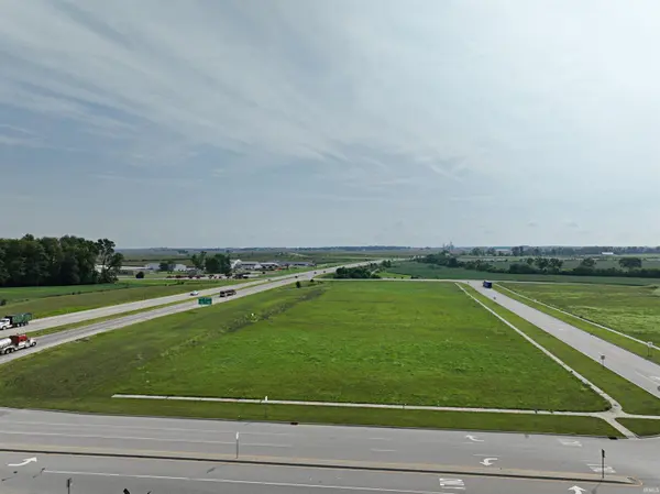Lot 5 Gateway XING, Washington, IN 47501