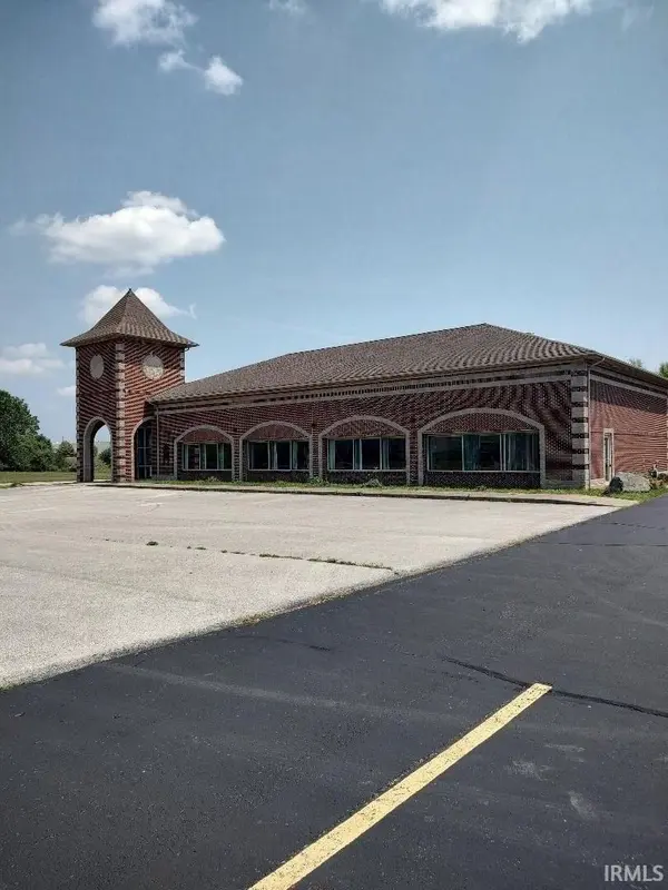 2807 Hotel DR, Huntington, IN 46750-7979