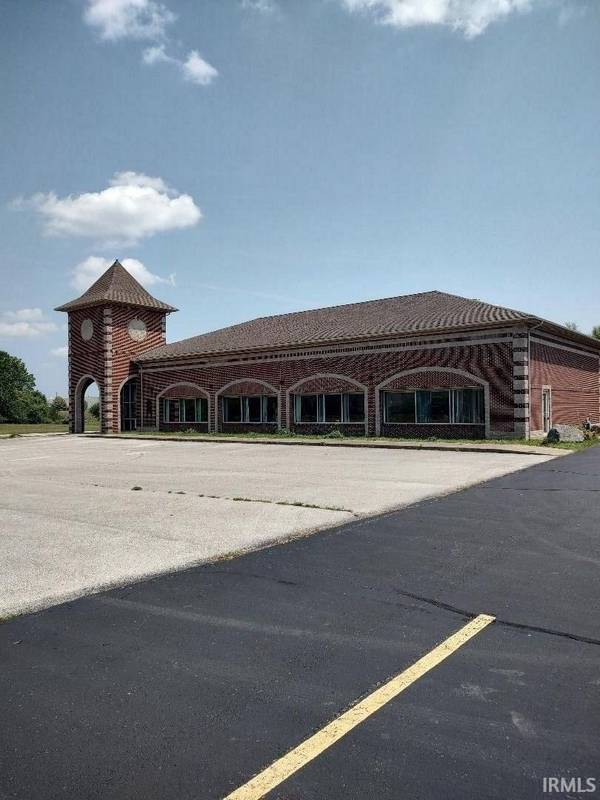 2807 Hotel DR, Huntington, IN 46750-7979