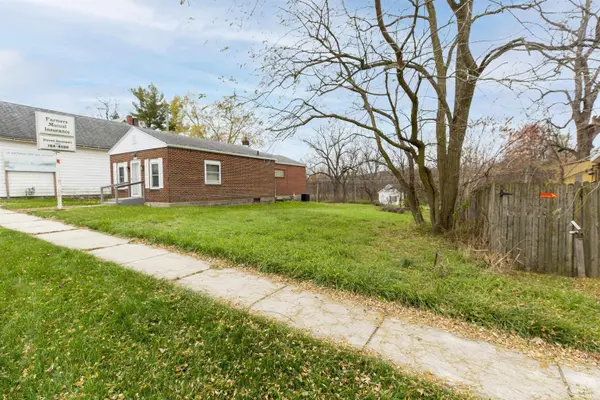 213 S Michigan ST, Lakeville, IN 46536