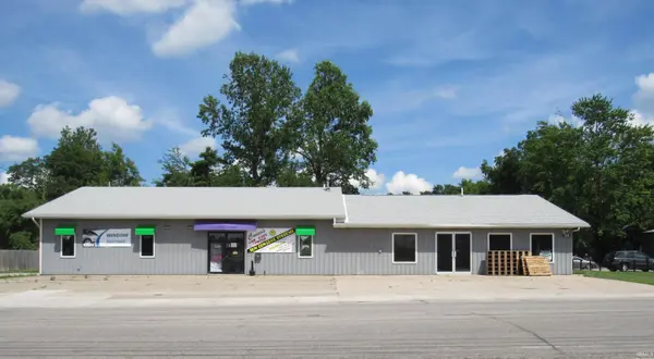 124 N McKinley ST, Angola, IN 46703
