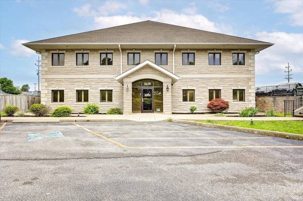 1614 25Th ST #Suite C, Bedford, IN 47421-5000