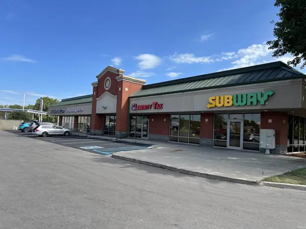 2902 W White River BLVD, Muncie, IN 47304
