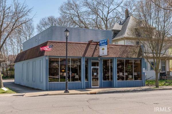 2102 Miami ST, South Bend, IN 46613