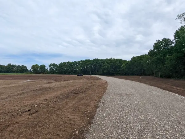 1801 S 300 E ***, Bluffton, IN 46714