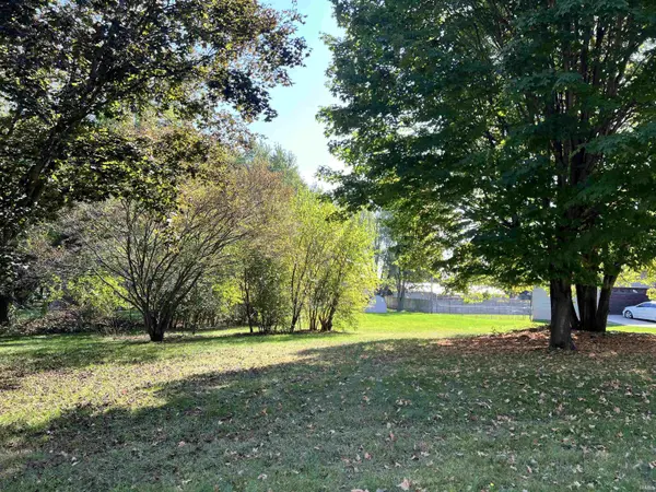59186 Lower DR, Goshen, IN 46528