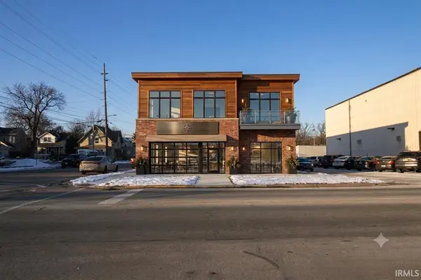 300 E 7Th ST, Auburn, IN 46706