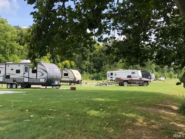 625 N State 75 RD, Flora, IN 46929