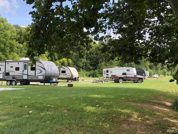 625 N State 75 RD, Flora, IN 46929