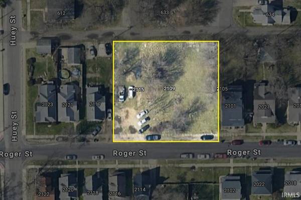 2105 Roger ST, South Bend, IN 46628-2267