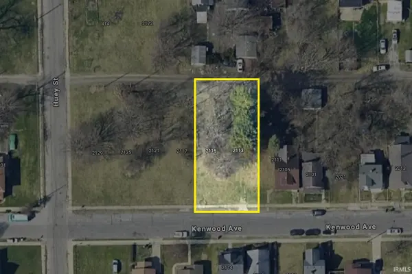 2113 Kenwood AVE, South Bend, IN 46628-2277