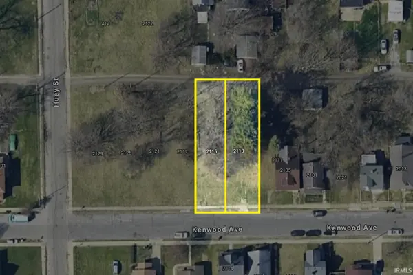 2113 Kenwood AVE, South Bend, IN 46628-2277