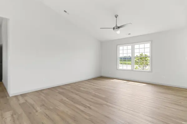 66 Cobblestone BLVD, Gas City, IN 46933