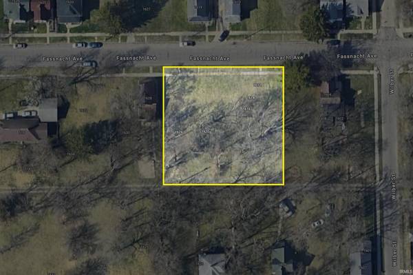 1614 Fassnacht AVE, South Bend, IN 46628-2335