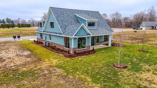 15 Creekside LN, Wabash, IN 46992