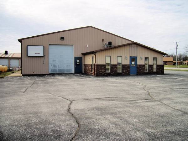 1800 Wohlert ST, Angola, IN 46703