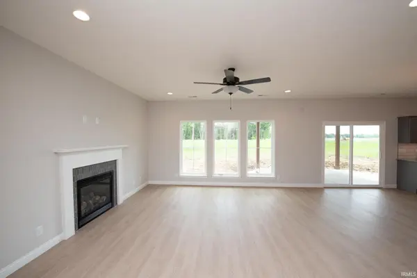 909 S Hoke AVE, Frankfort, IN 46041