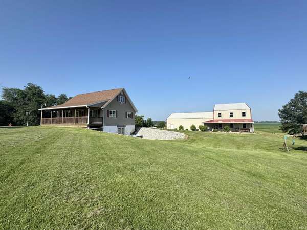 1732 S 275 W ***, Bloomfield, IN 47424