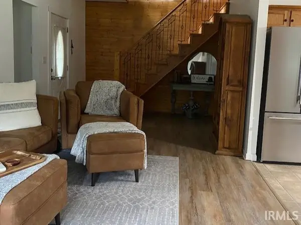 322 W Pleasant ST, Dunkirk, IN 47336-1135