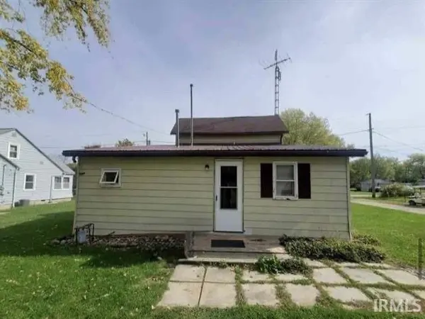 402 S Angle ST, Dunkirk, IN 47336-1113
